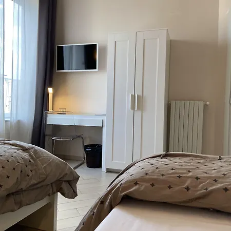 Up Hotel