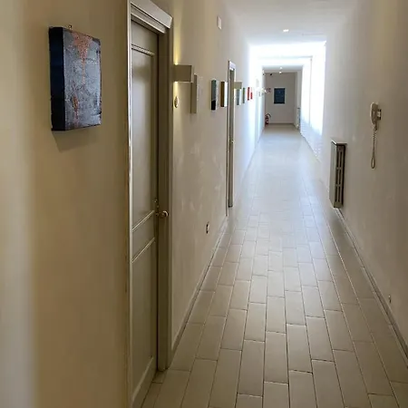 Up Hotel Napels